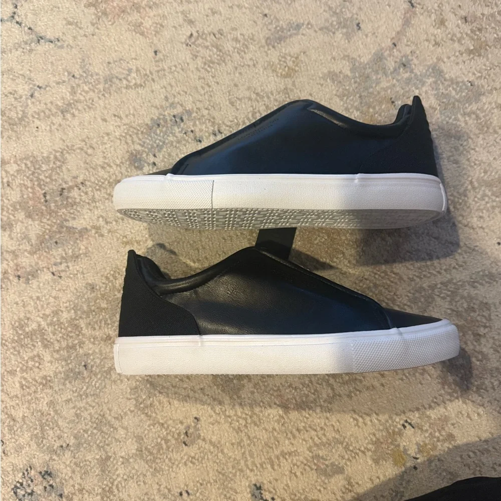 London Fog Francis Slip-On Sneakers Black Men’s 9M — Memory Foam, Casual Shoe